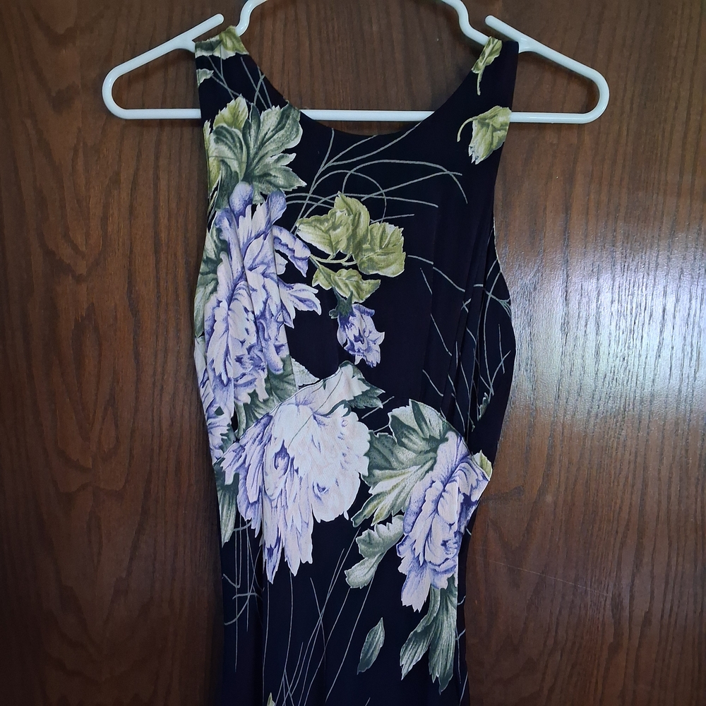 Floral Sleeveless Dress - Black and Purple